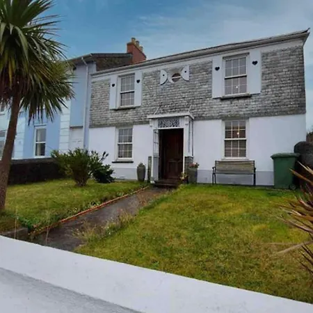 Unique 4bed Large Central Nr St Ives Holiday home *