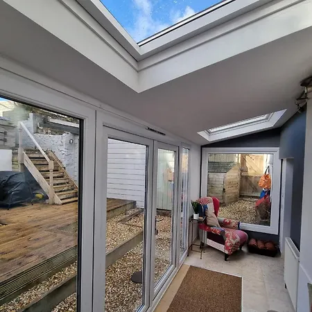Holiday home Unique 4bed Large Central Nr St Ives *