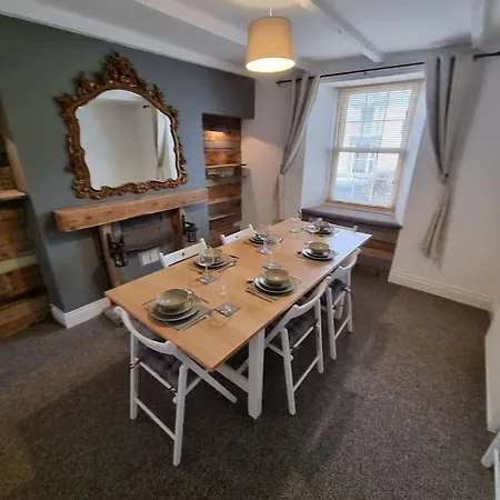 Unique 4bed Large Central Nr St Ives
