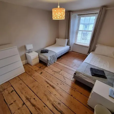 Unique 4bed Large Central Nr St Ives Holiday home